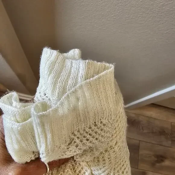 Saks Fifth Avenue Women's Crochet Fringe Cardigan Robe Size OS/TU - Picture 8 of 9